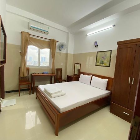 Hotel My Viet Di An Bagian luar foto